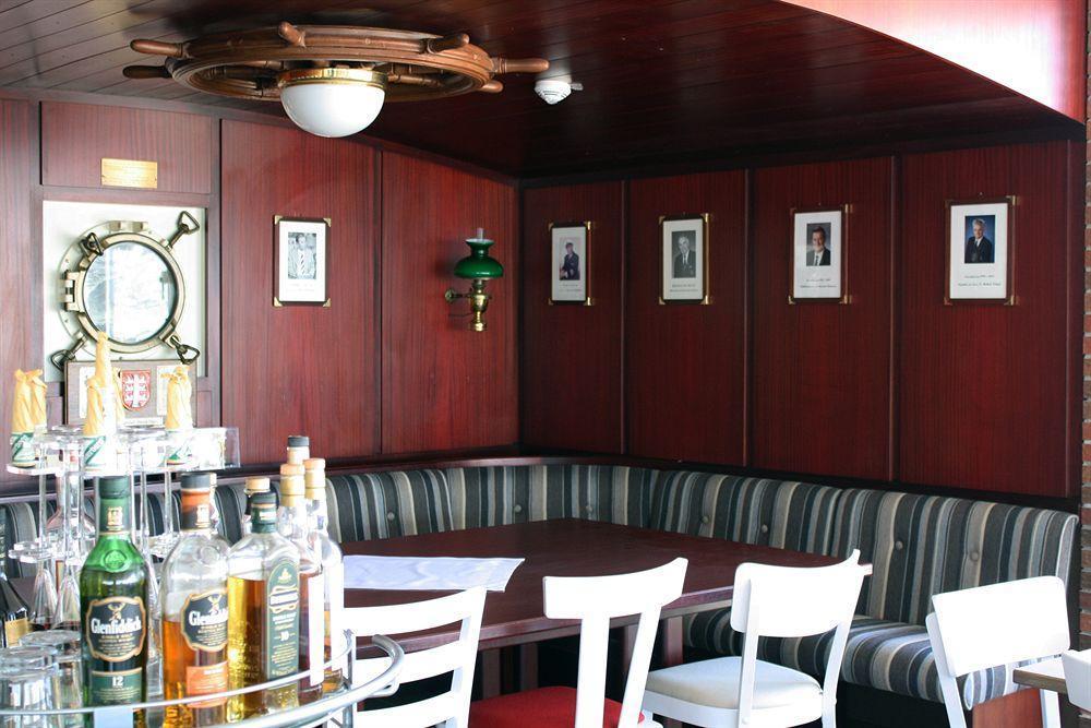 Hotel Admiral Scheer Laboe Bagian luar foto